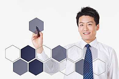 森林里的熊先生冬眠中无删减动画片,冬日温情动画，熊先生冬眠趣事来袭