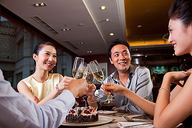 四神集团3冰块红酒,夏日新宠，冰块红酒惊艳上市-1