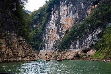 东北乱子伦男同志,东北游戏高手，风趣制胜引关注-4
