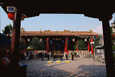 杨钰莹三级2000,歌坛传奇杨钰莹，全新专辑即将震撼来袭-3