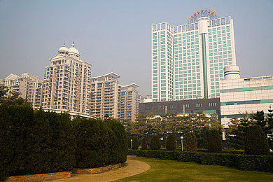 亚洲乱亚洲乱少妇无码99p,网络谣言风波：揭秘真相-3