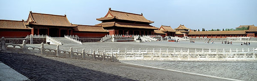 年轻的小婊2中文版,新游上线，沉浸体验等你来挑战-5