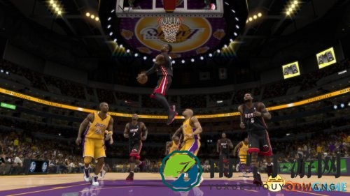NBA 2K15过人技巧详解，高效突破教学视频